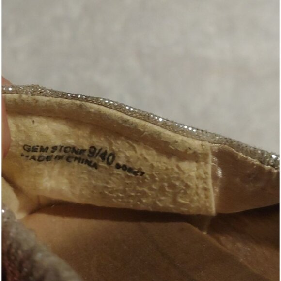 CL By Laundry Champagne Metallic and Glitzy Sparkly Shiny Ballet Slipper Shoes 9 - Picture 9 of 10